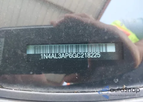 2016 Nissan Altima 2.5/2.5 S/2.5 Sl/2.5 Sr/2.5 Sv z USA, uszkodzony, nr VIN 1N4AL3AP6GC218225